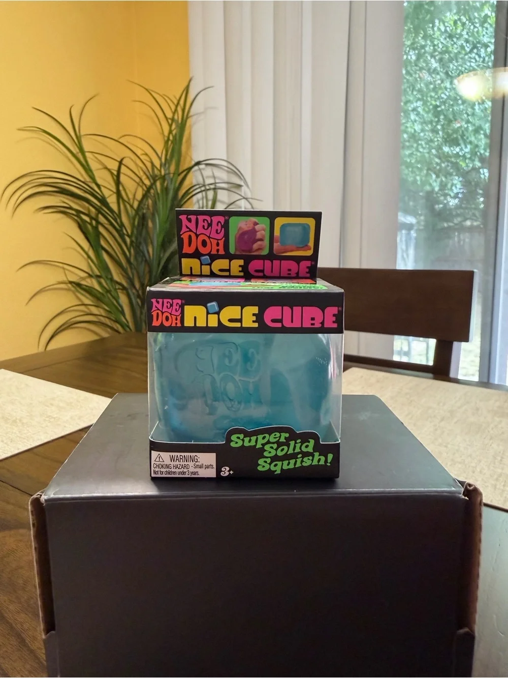 Nice Cube Super Solid Squish - Blue